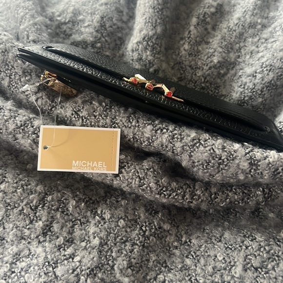 BNWT Michael Kors lg snap wallet - Picture 5 of 6